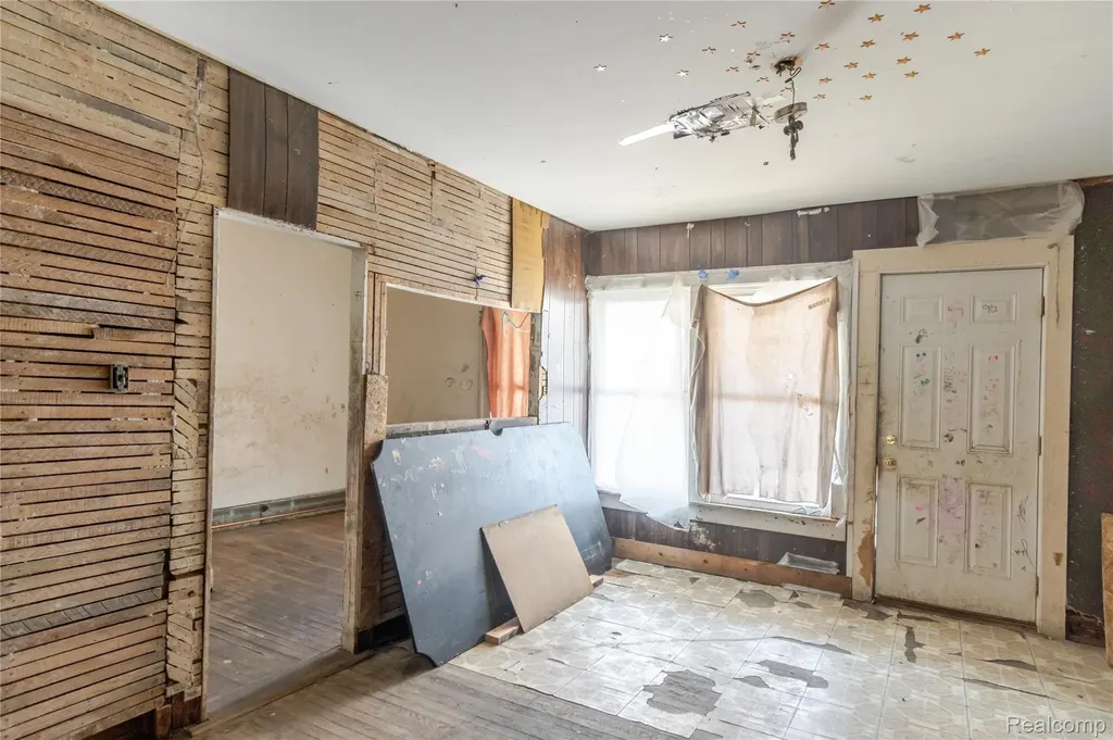 1488 17th Street Detroit City MI 48216