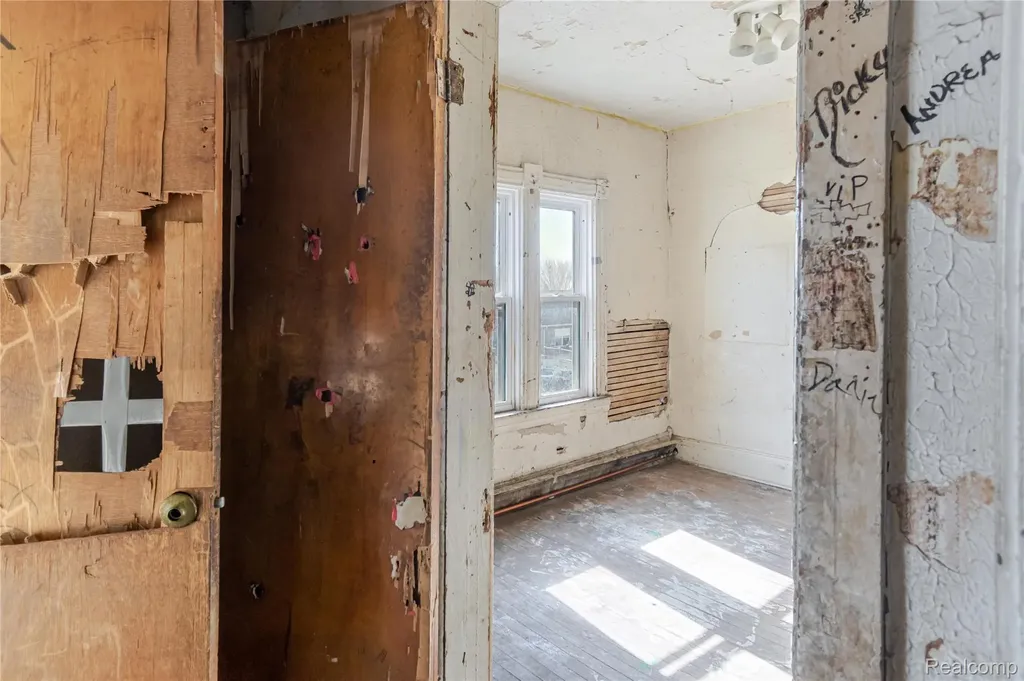 1488 17th Street Detroit City MI 48216