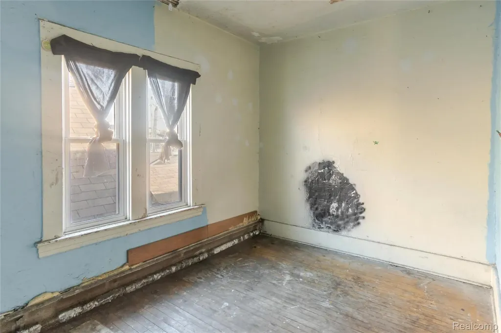 1488 17th Street Detroit City MI 48216
