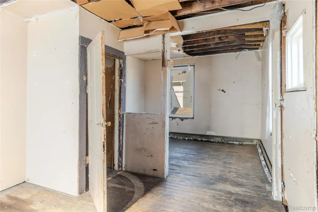 1488 17th Street Detroit City MI 48216