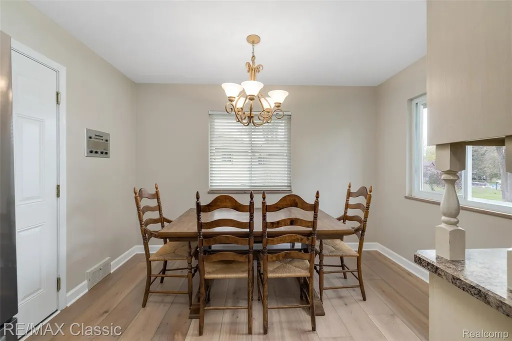 804 Bonita Drive White Lake Charter Township MI 48383