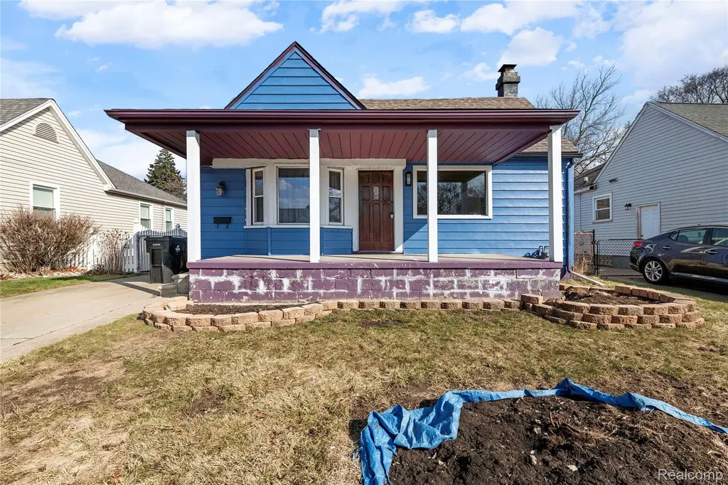 1047 22nd Street Wyandotte City MI 48192