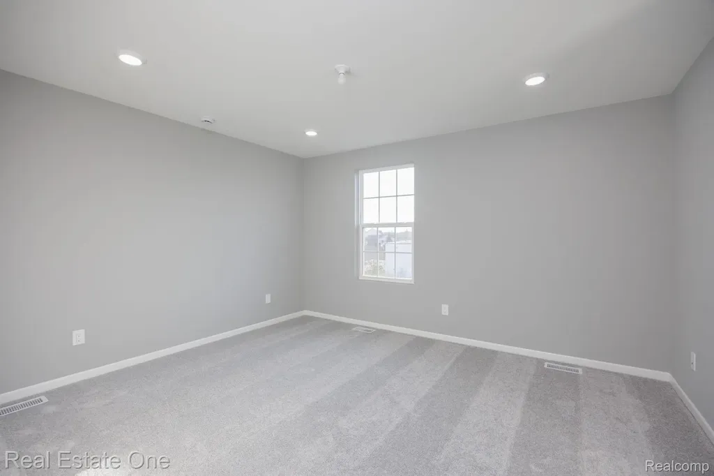 378 N Sydney Court Plymouth City MI 48170