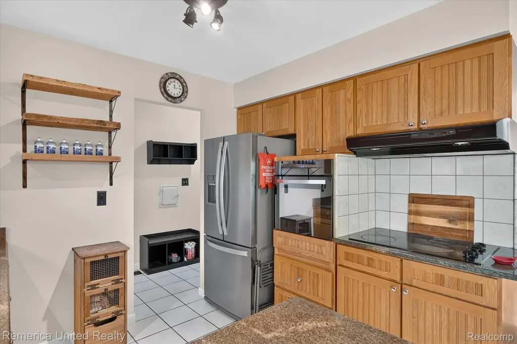 29114 Lori Street Livonia City MI 48154
