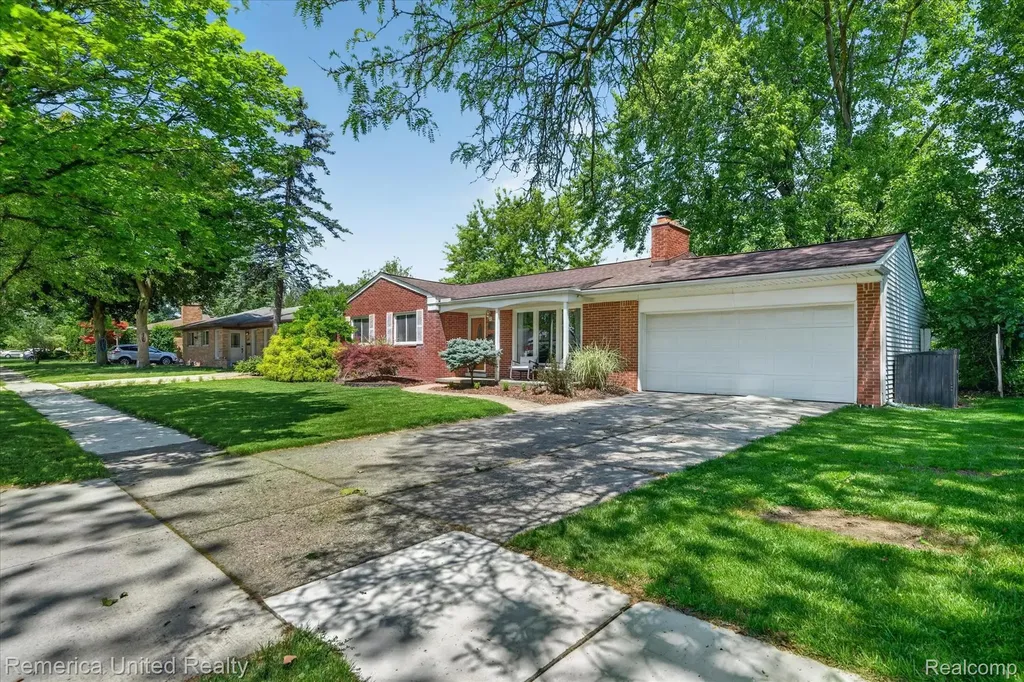 29114 Lori Street Livonia City MI 48154