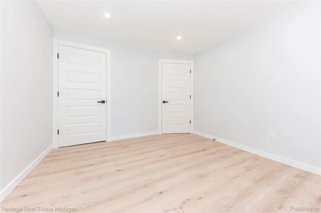 12 Trowbridge Court Ann Arbor City MI 48108