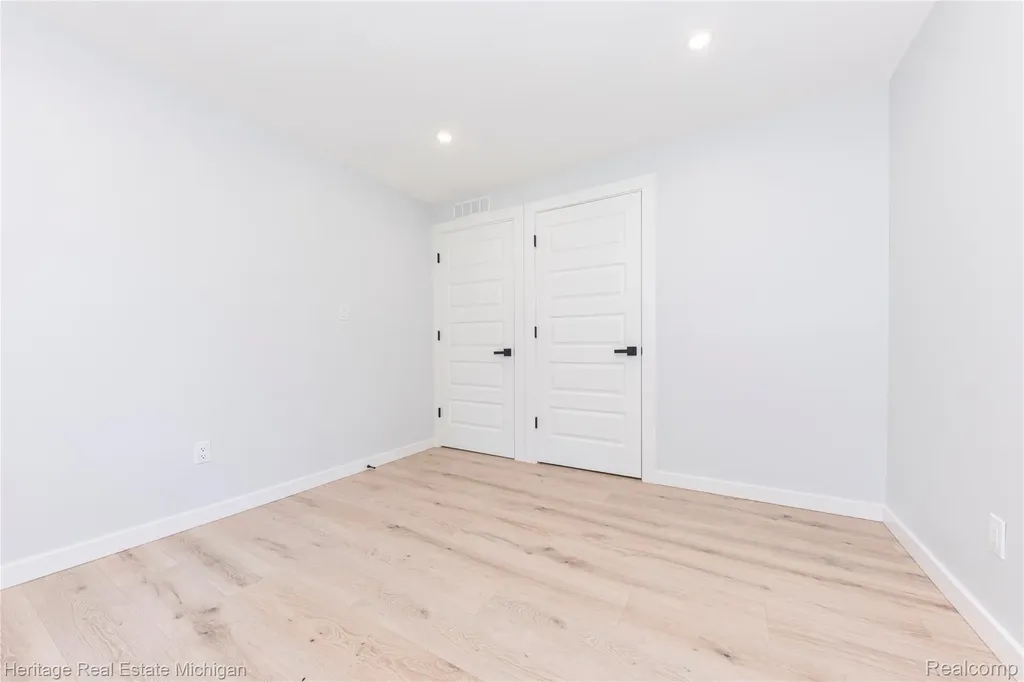 12 Trowbridge Court Ann Arbor City MI 48108