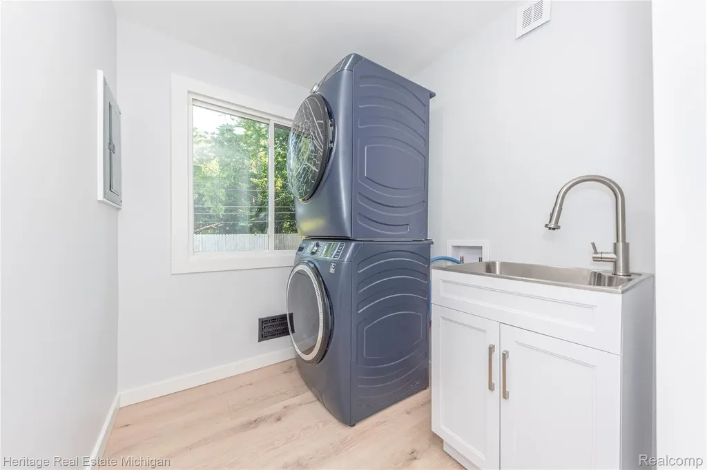 12 Trowbridge Court Ann Arbor City MI 48108