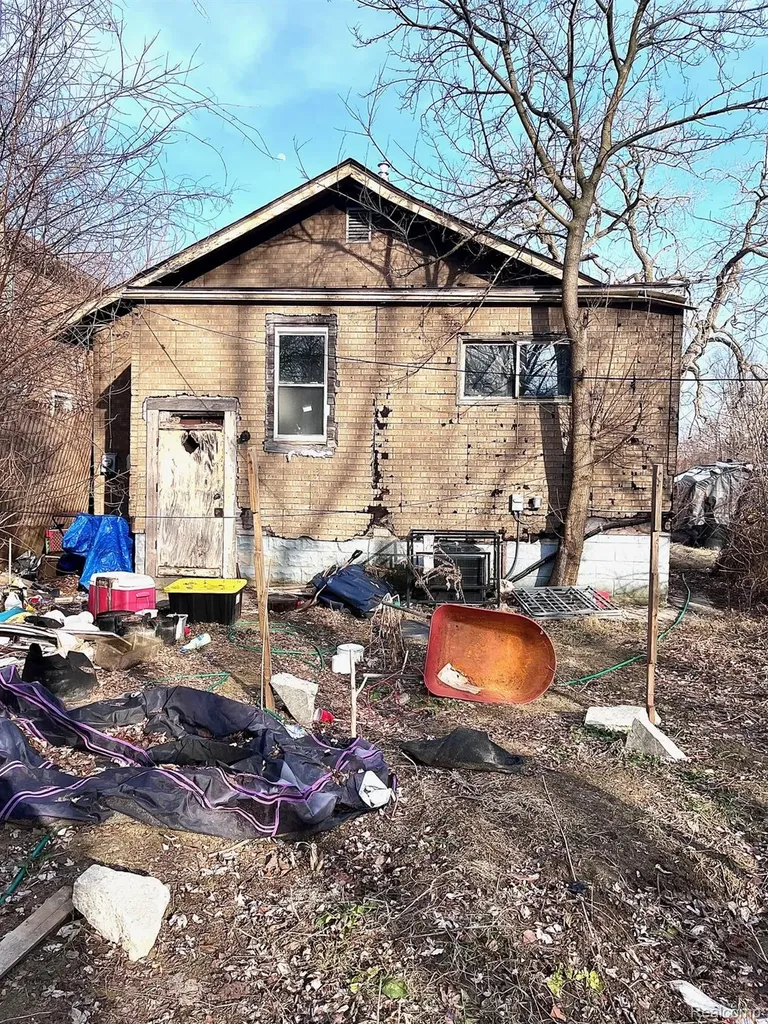 14257 Steel Detroit City MI 28227