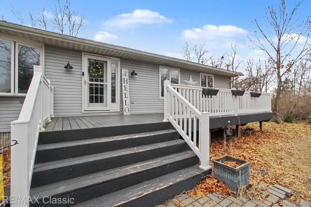 9800 Moon Road York Charter Township MI 48176