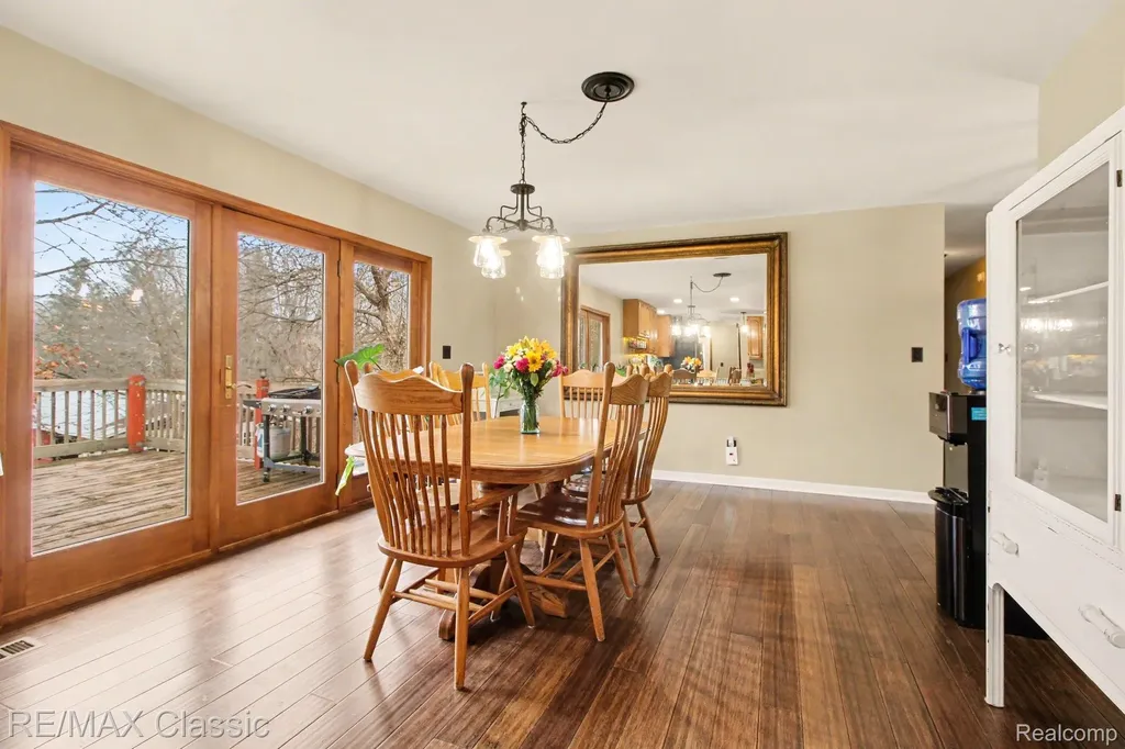 9800 Moon Road York Charter Township MI 48176