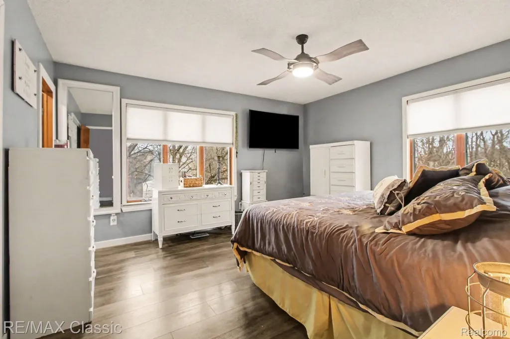 9800 Moon Road York Charter Township MI 48176