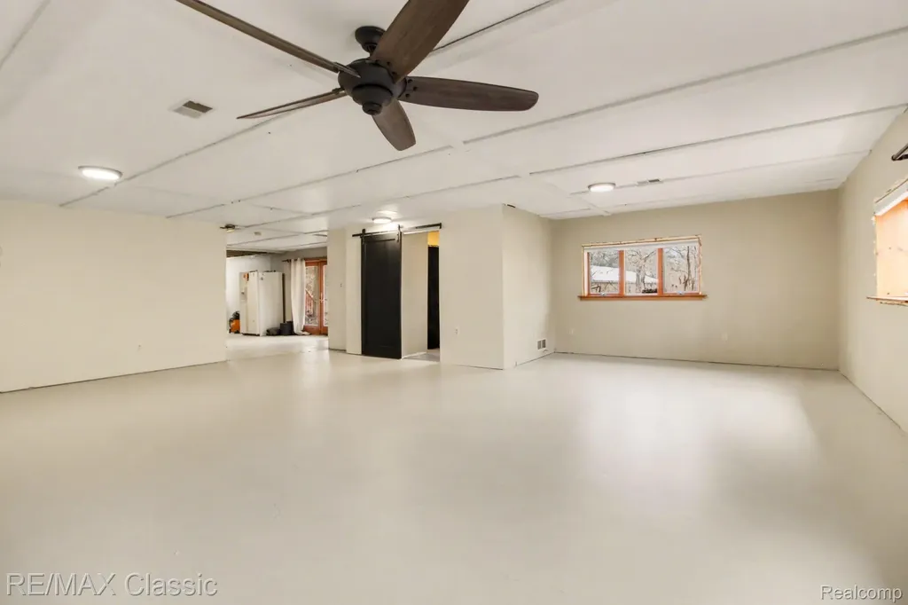 9800 Moon Road York Charter Township MI 48176