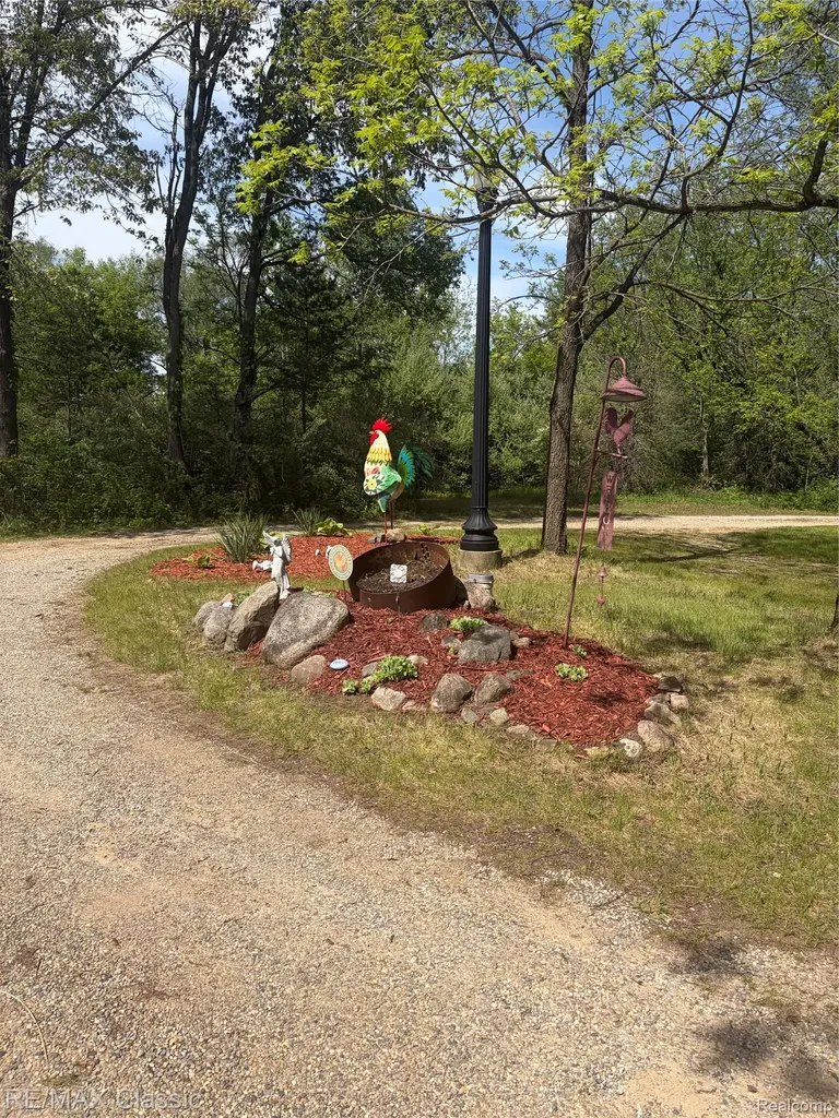 9800 Moon Road York Charter Township MI 48176