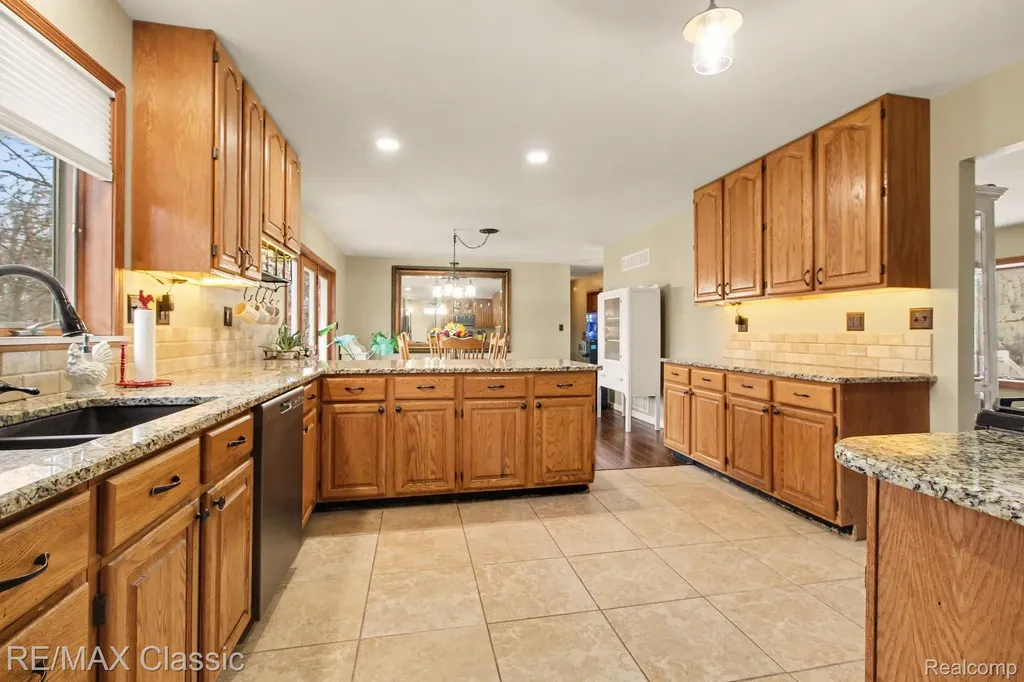 9800 Moon Road York Charter Township MI 48176