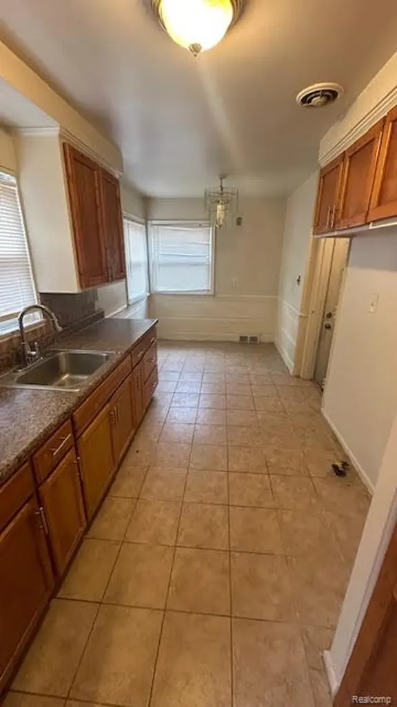 22751 N Kane Street Detroit City MI 48223