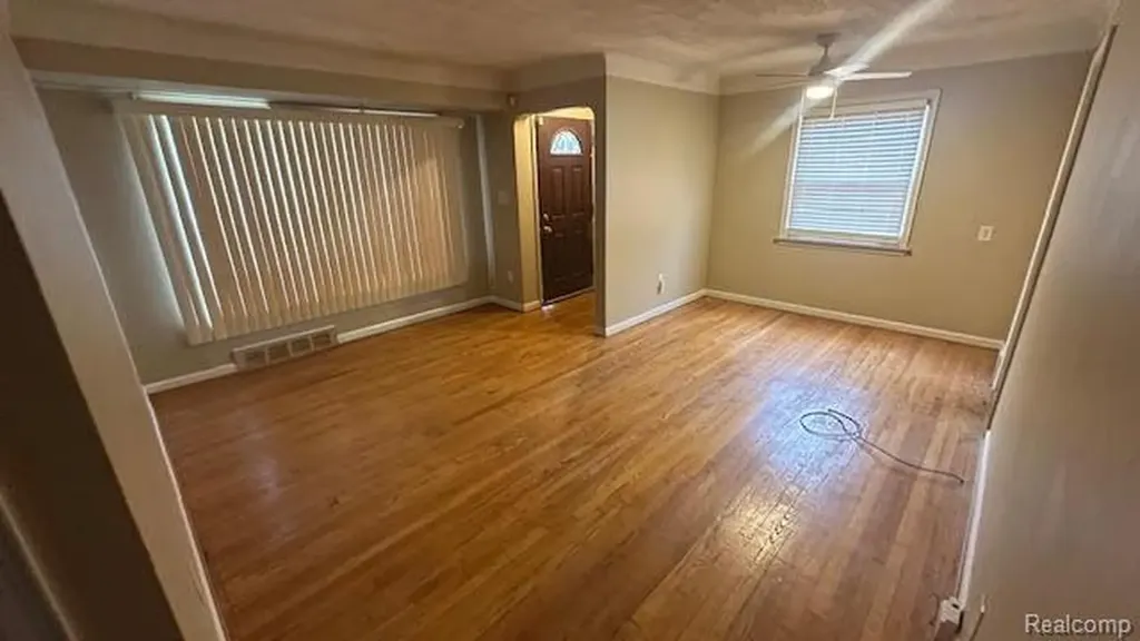 22751 N Kane Street Detroit City MI 48223