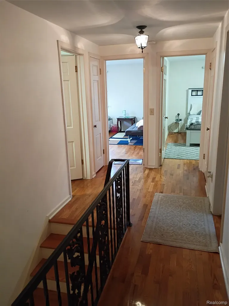 1682 Woodside Drive East Lansing City MI 48823