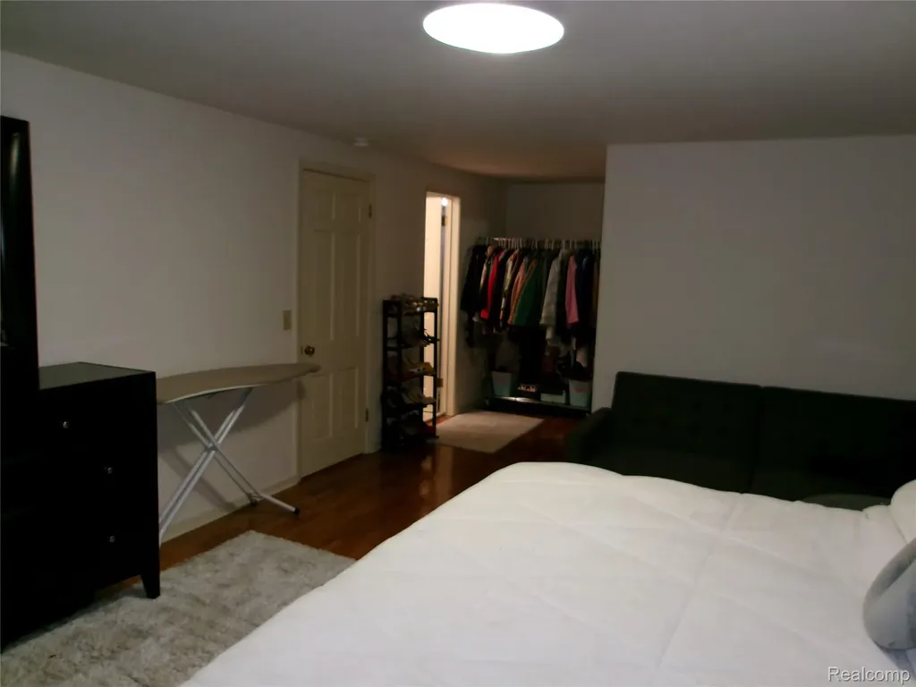 1682 Woodside Drive East Lansing City MI 48823