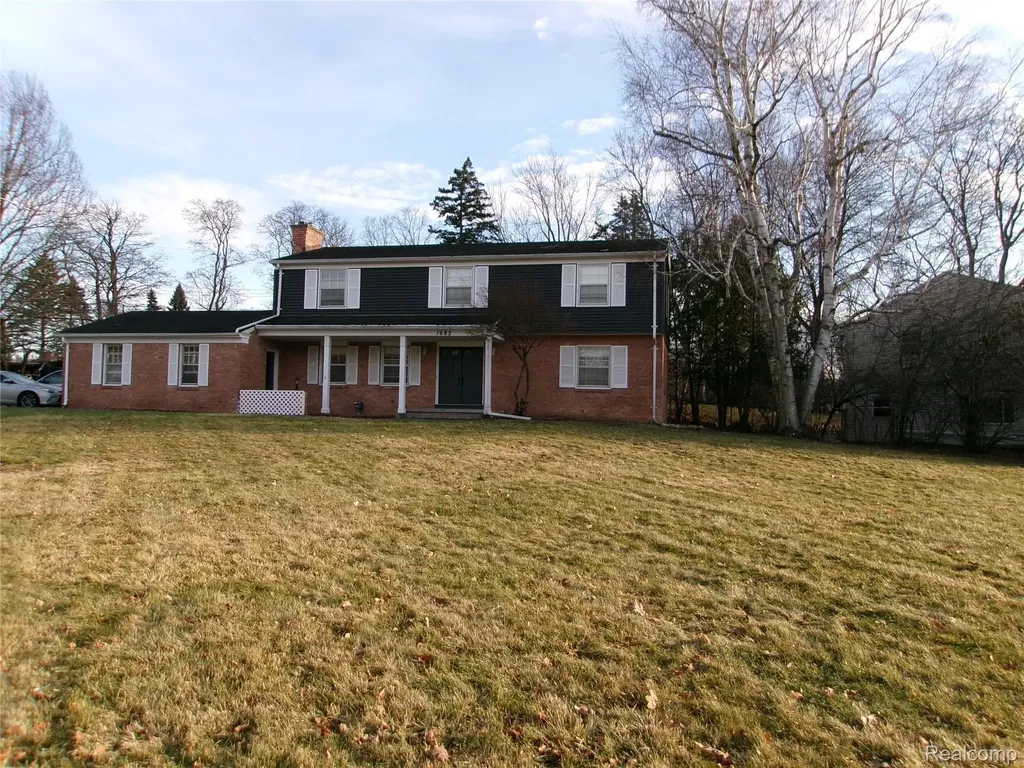 1682 Woodside Drive East Lansing City MI 48823