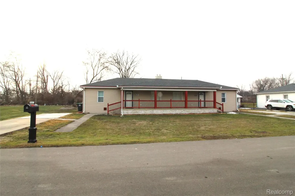 14622 Huron Street Taylor City MI 48180