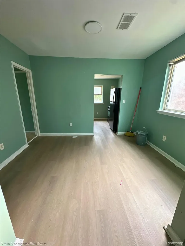 7646 Brace Street Detroit City MI 48228