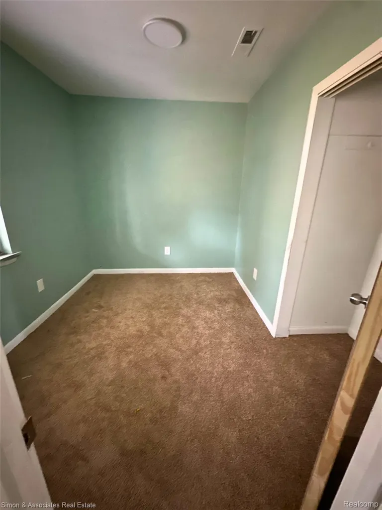7646 Brace Street Detroit City MI 48228