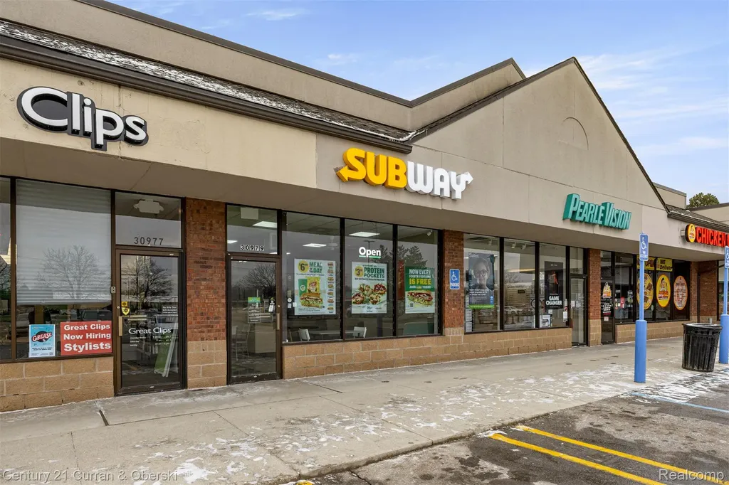 30979 Five Mile Road Livonia City MI 48154