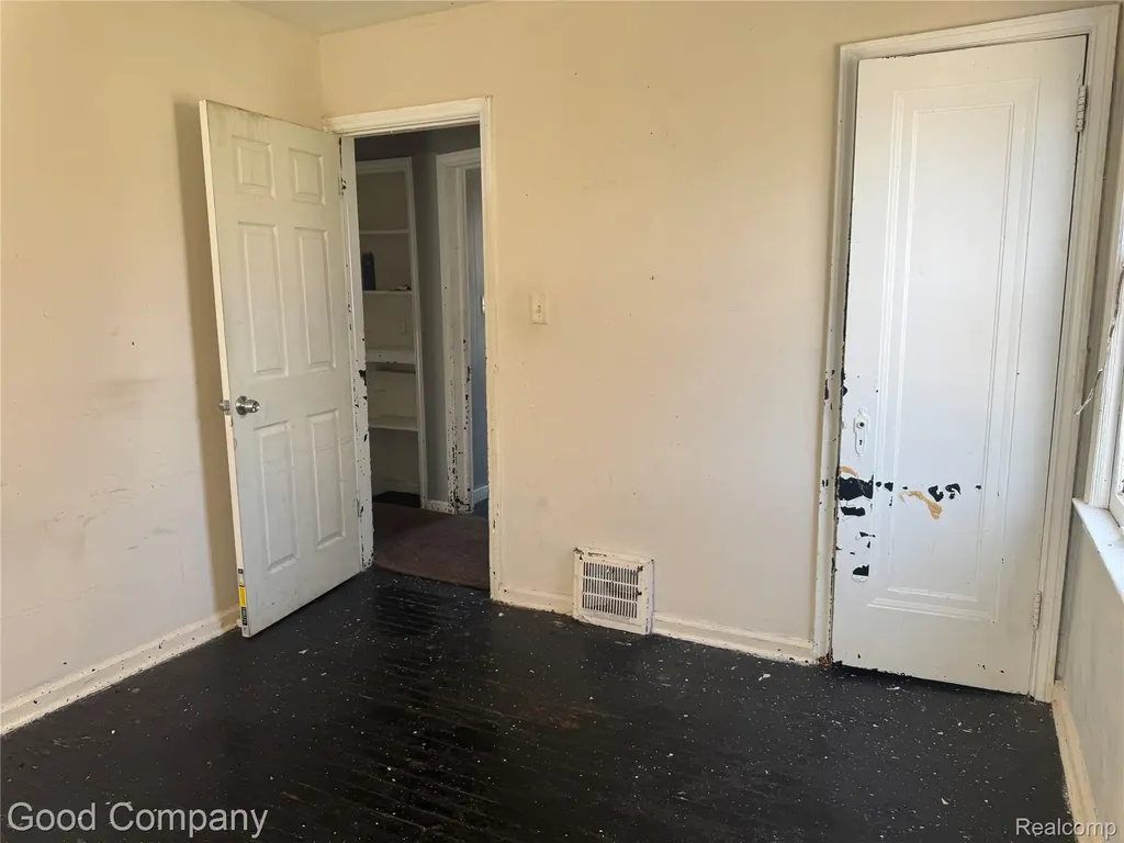 20026 Strasburg Street Detroit City MI 48205