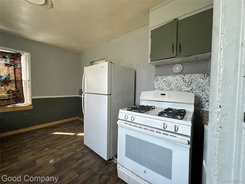 20026 Strasburg Street Detroit City MI 48205