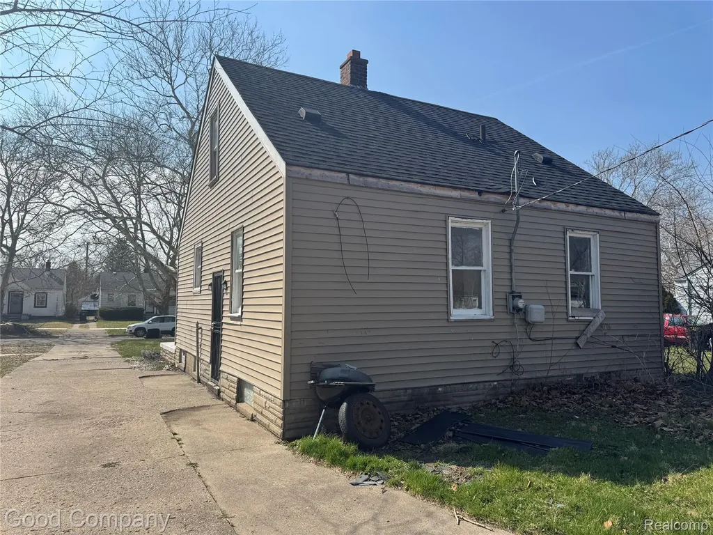 20026 Strasburg Street Detroit City MI 48205
