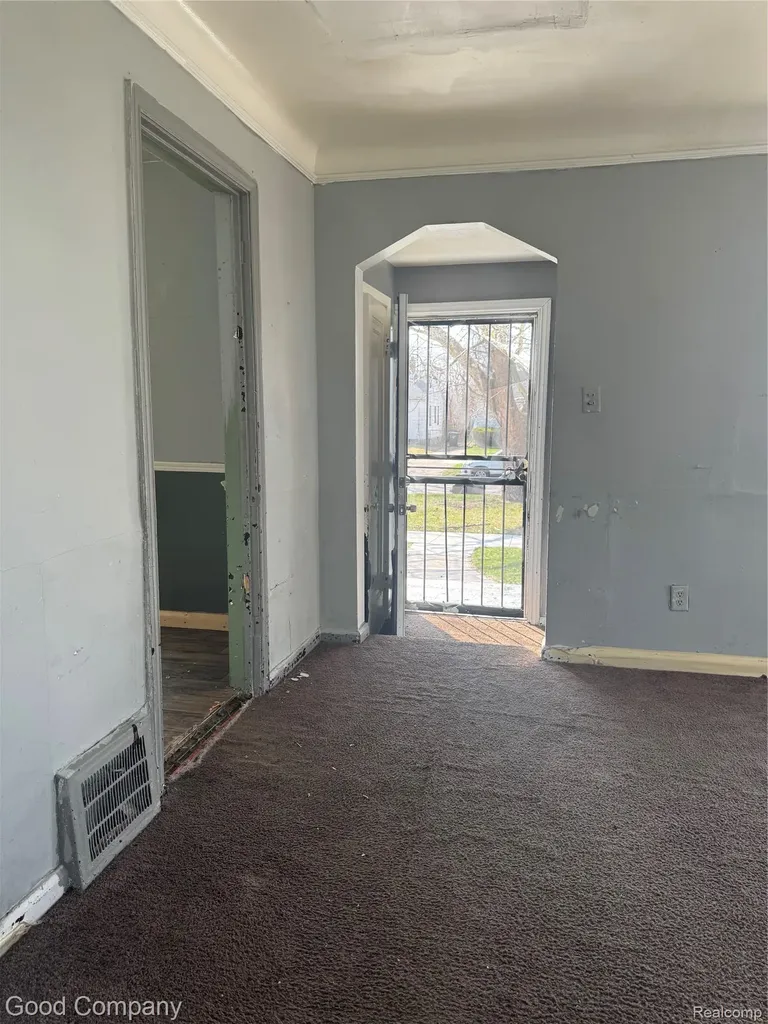 20026 Strasburg Street Detroit City MI 48205