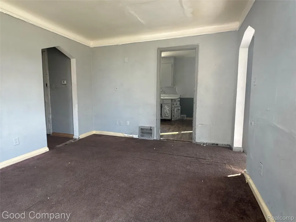 20026 Strasburg Street Detroit City MI 48205