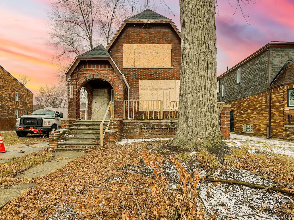 4885 Bedford Street Detroit City MI 48224