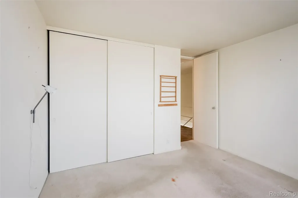 1346 Nicolet Place Detroit City MI 48207