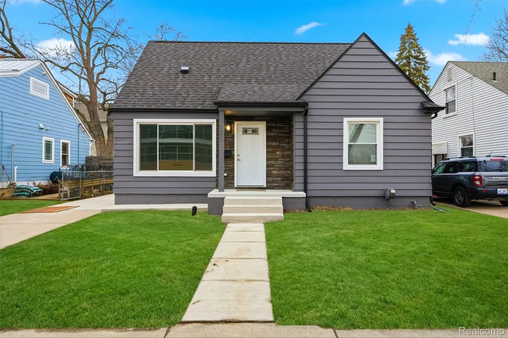 3050 Catalpa Drive Berkley City MI 48072