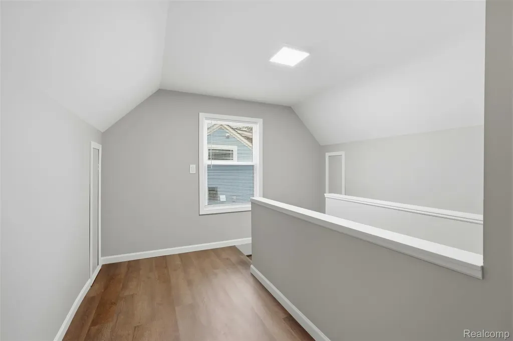 3050 Catalpa Drive Berkley City MI 48072