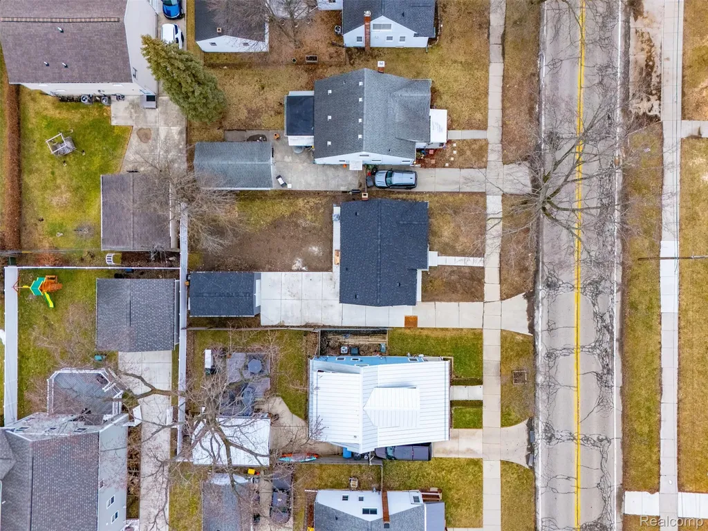 3050 Catalpa Drive Berkley City MI 48072