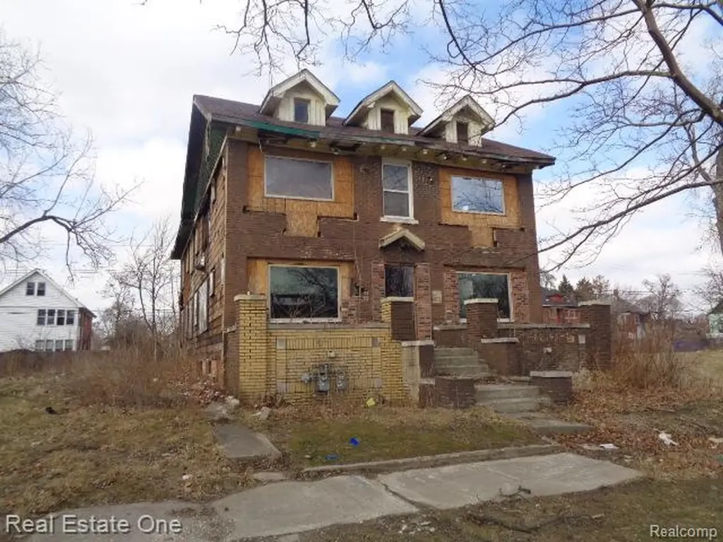 2704 Hogarth Street Detroit City MI 48206
