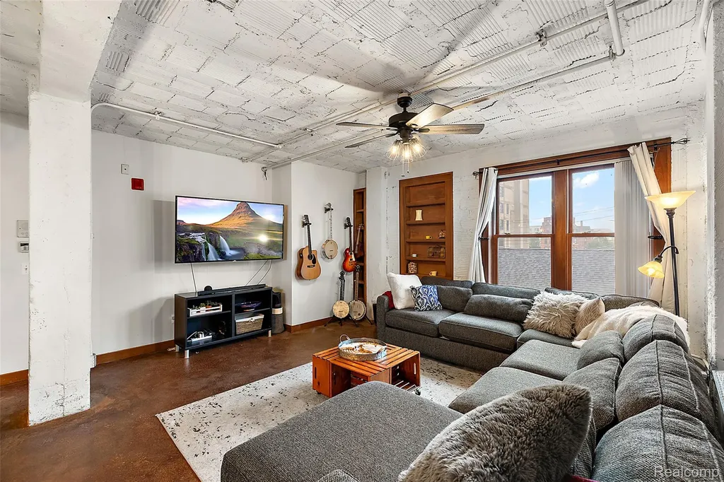 78 Watson Street Detroit City MI 48201