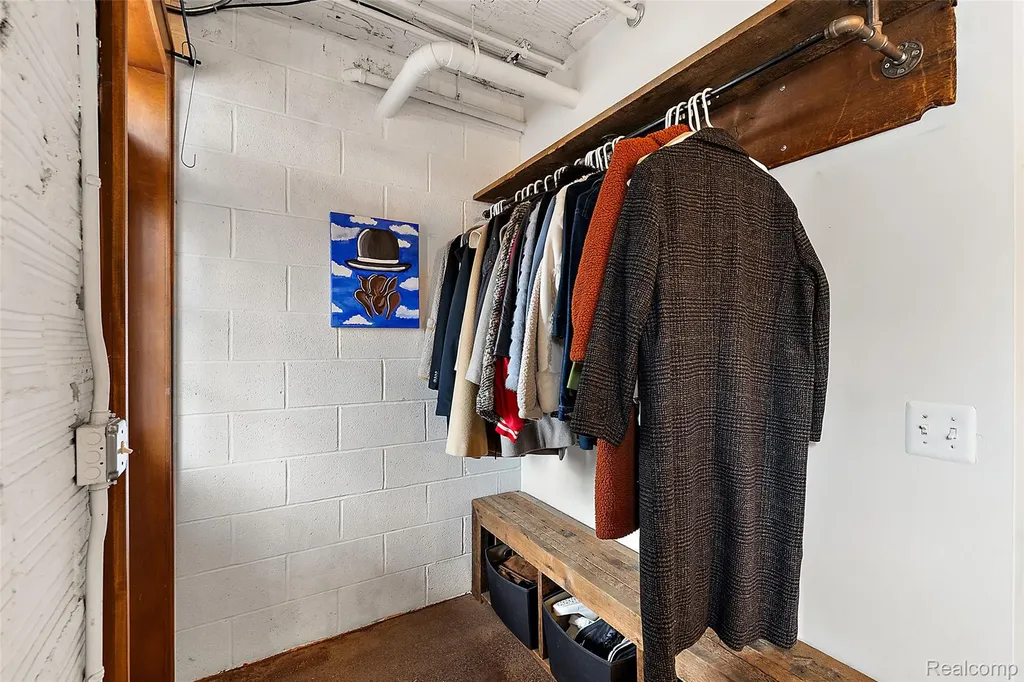 78 Watson Street Detroit City MI 48201