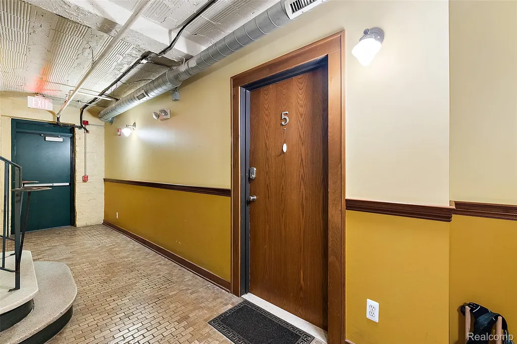 78 Watson Street Detroit City MI 48201