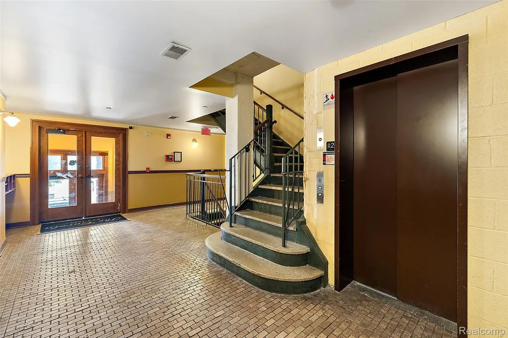78 Watson Street Detroit City MI 48201