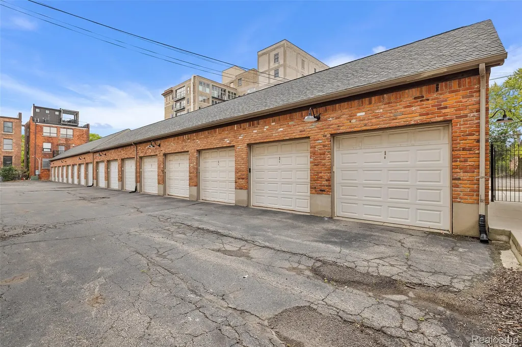 78 Watson Street Detroit City MI 48201