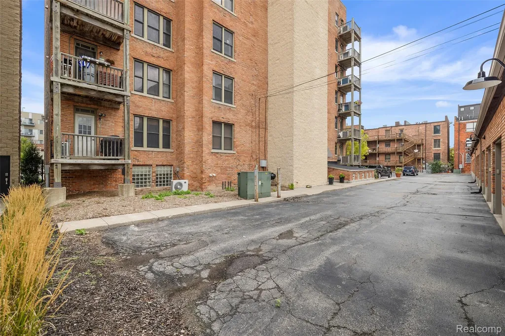 78 Watson Street Detroit City MI 48201