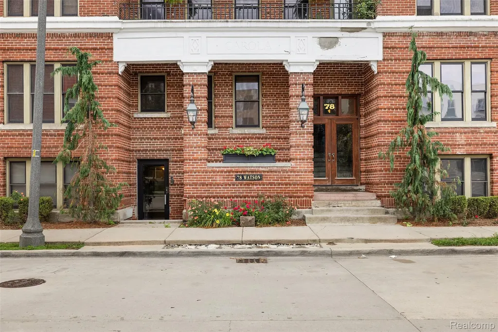 78 Watson Street Detroit City MI 48201