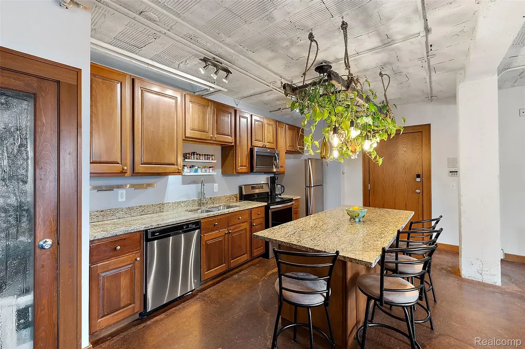 78 Watson Street Detroit City MI 48201