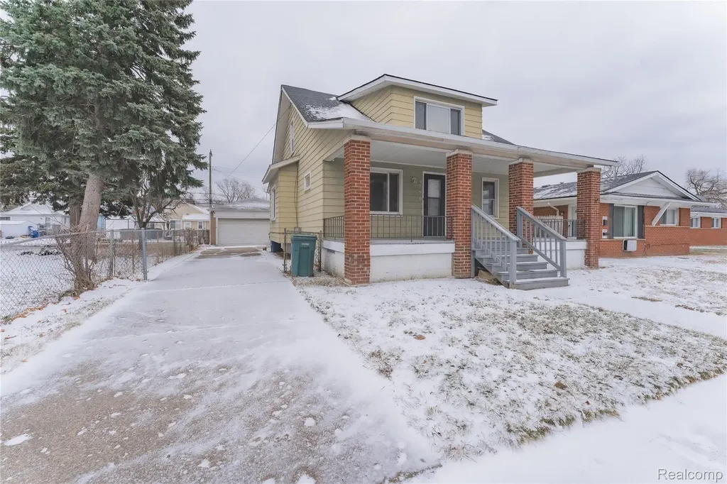 1623 Electric Avenue Lincoln Park City MI 48146