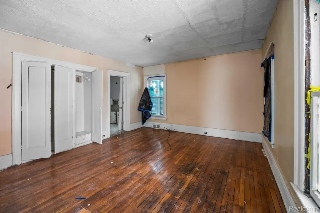 628 Taylor Street Detroit City MI 48202