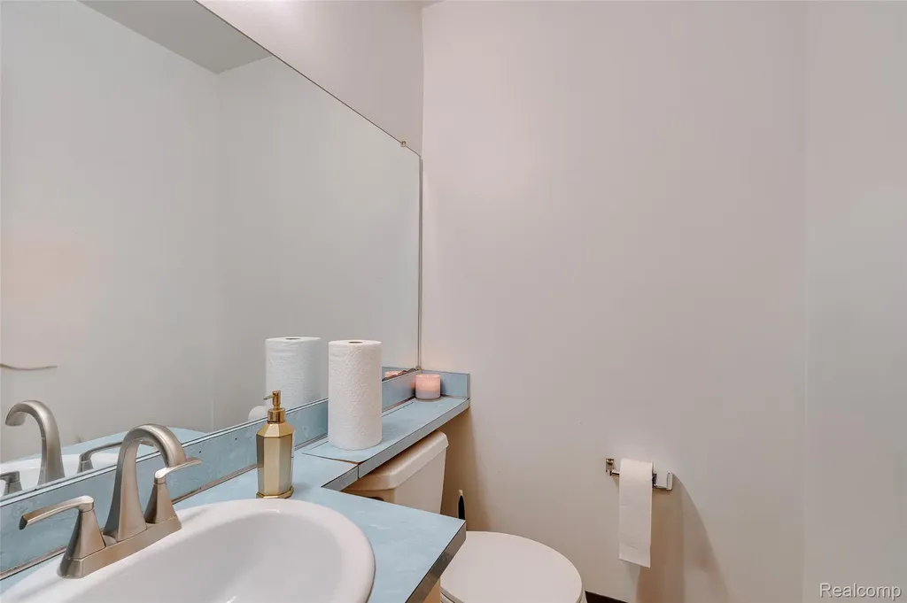 41617 Bedford Drive Canton Charter Township MI 48187